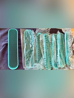 Pre-Owned, Slightly Used Teal Grille Inserts, Models Wrangler & Sahara, Ex Cond